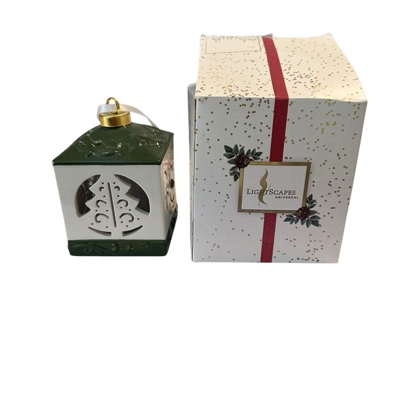 Lightscapes Green and White Lantern Ornament - Picture 3 of 5